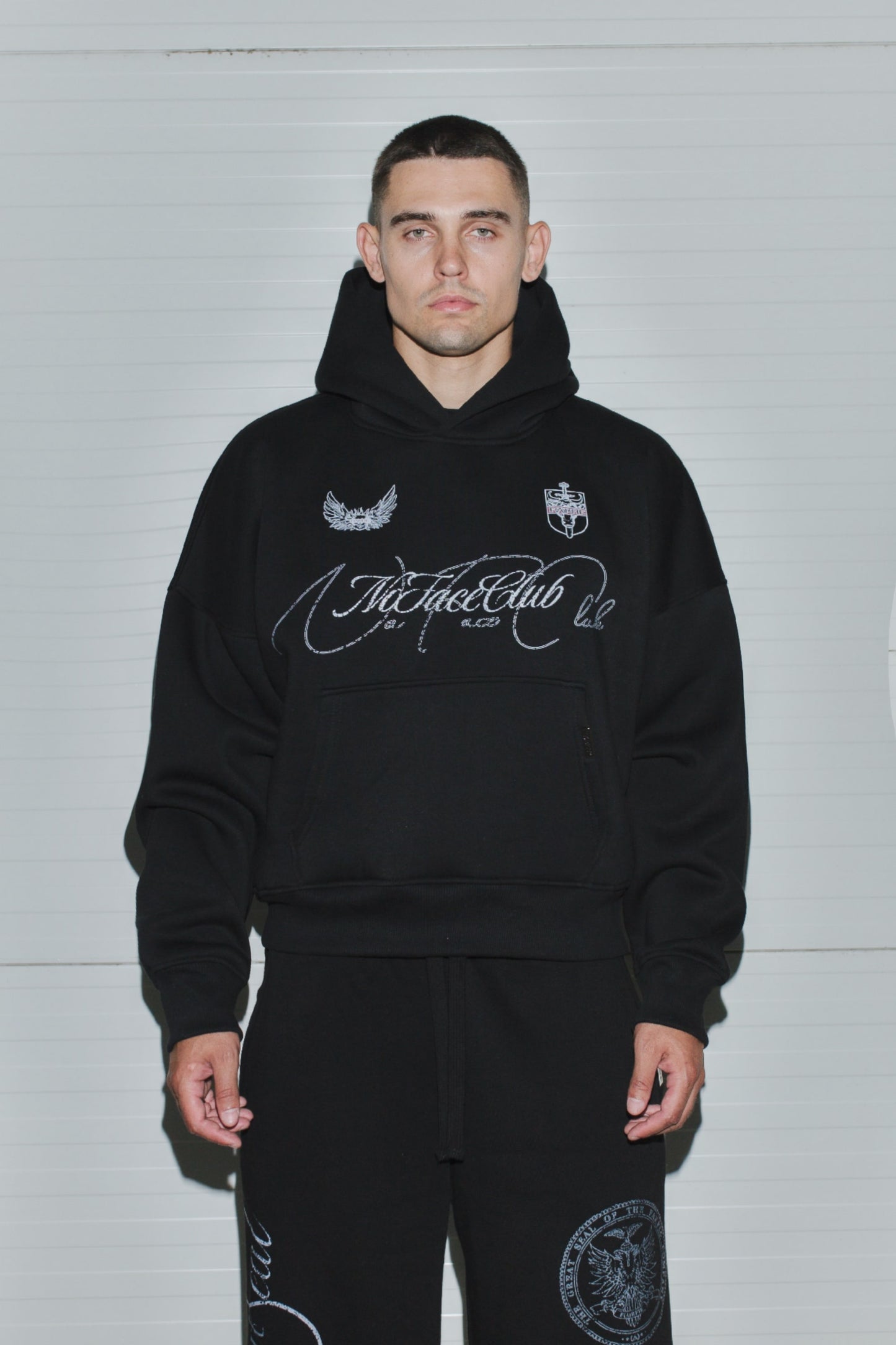 Эскапизм Black