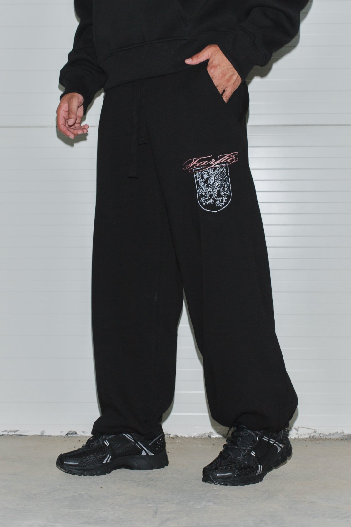 Эскапизм Black