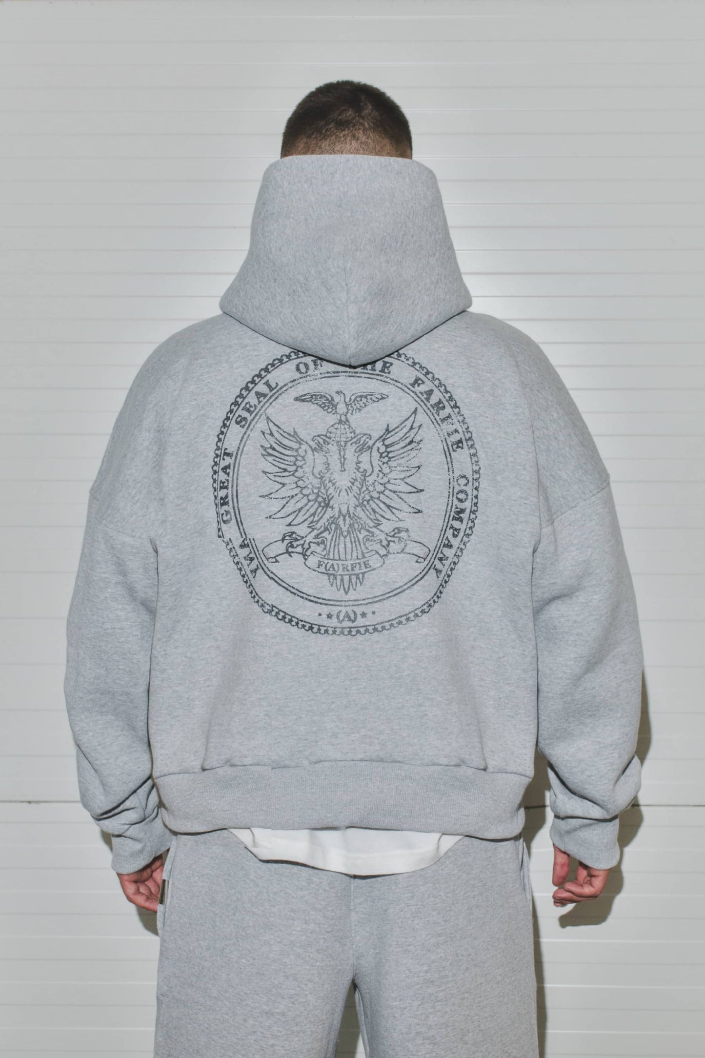 Эскапизм Black