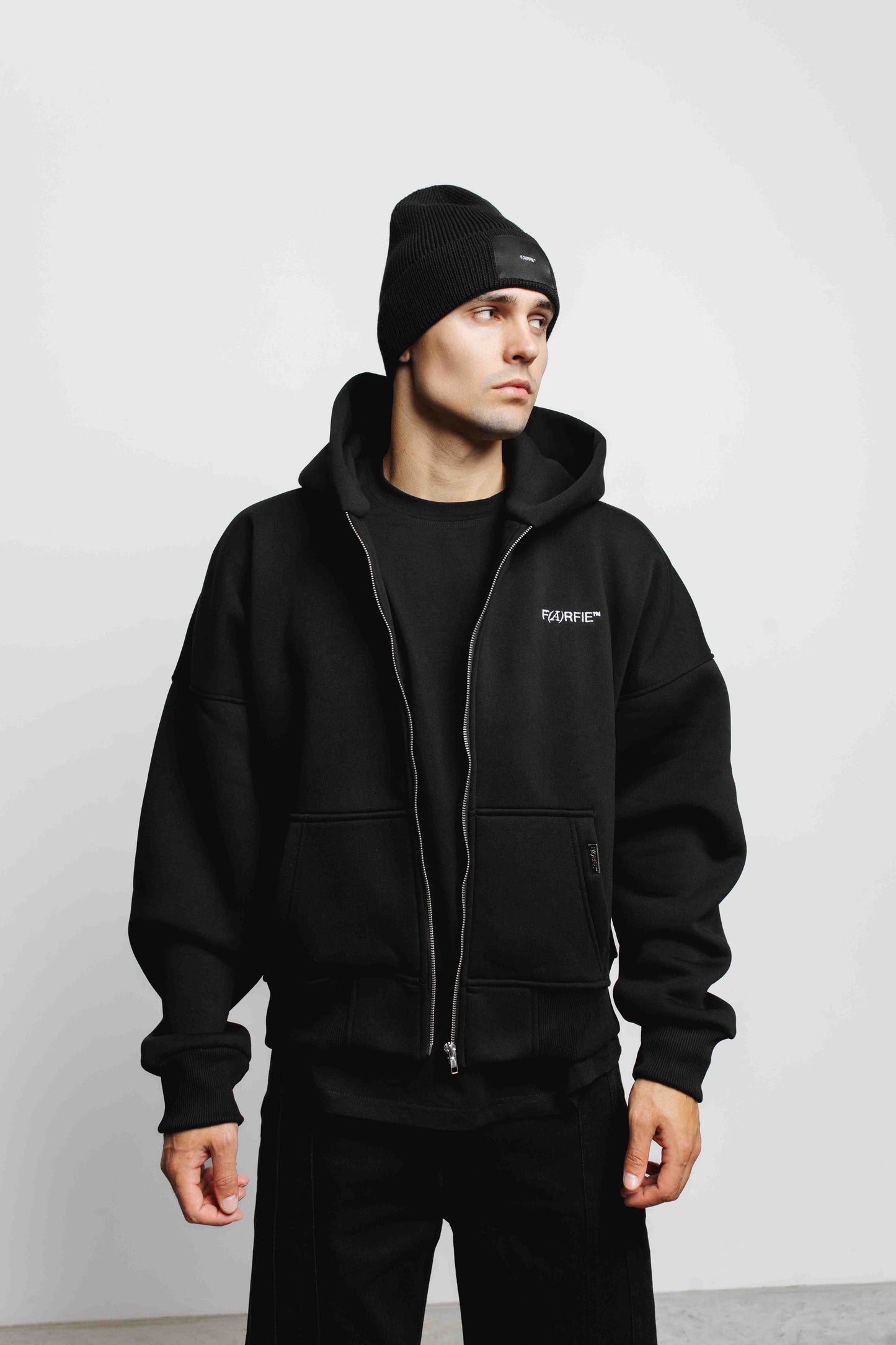 Шапка Farfie logo