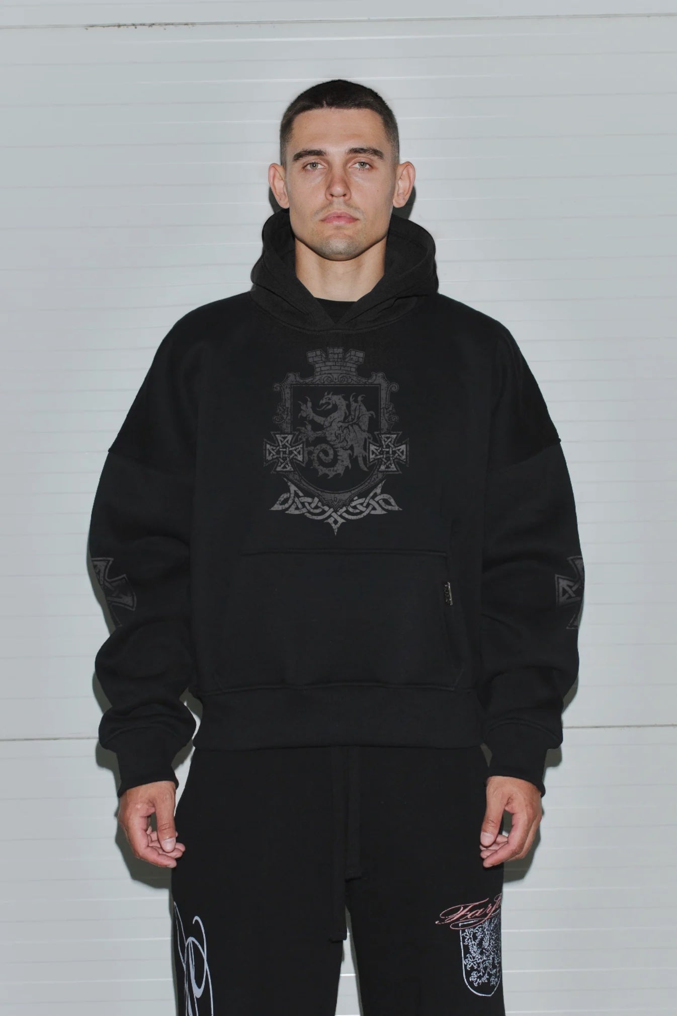Эскапизм Black