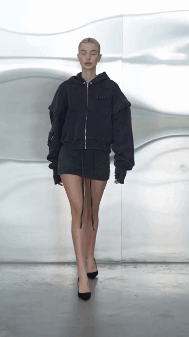 Detachable Sleeves Ripped